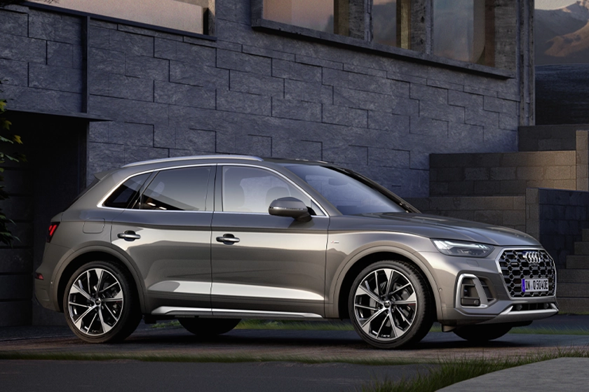 2022 Audi Q5 e 2022 Audi Q5 e lifestyle image