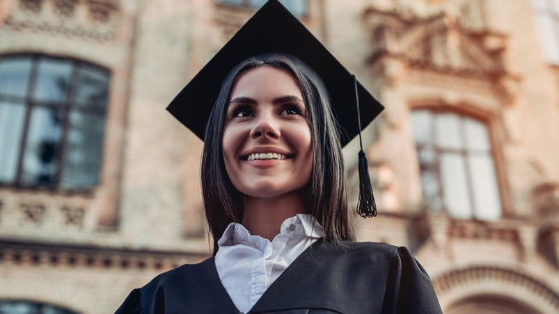 Kayser Ford College Studend & Grad Program College graduate looking to her future