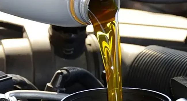North Shore Nissan Parts Offer - Cash & Carry Oil Change Closeup of a car being painted