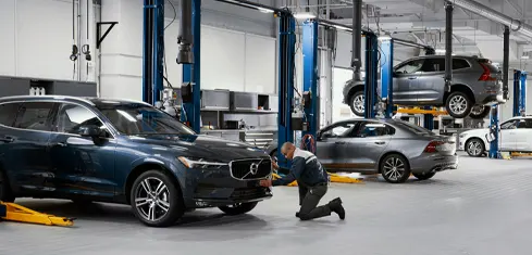 Prepaid Maintenance Plans Volvo Technicians working in the Shop