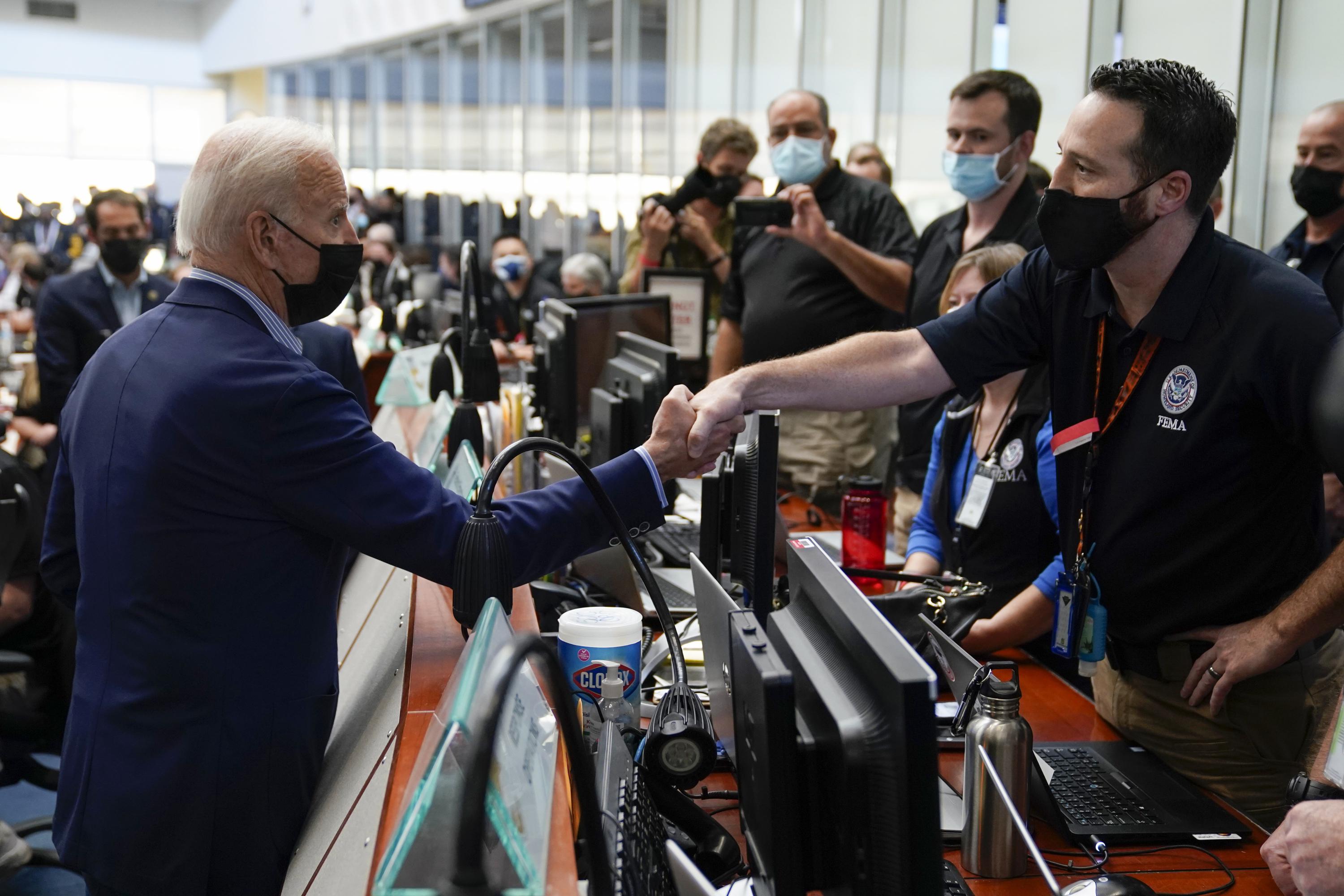 Out West, Biden points to wildfires to push for big rebuild 1 Out West, Biden points to wildfires to push for big rebuild
