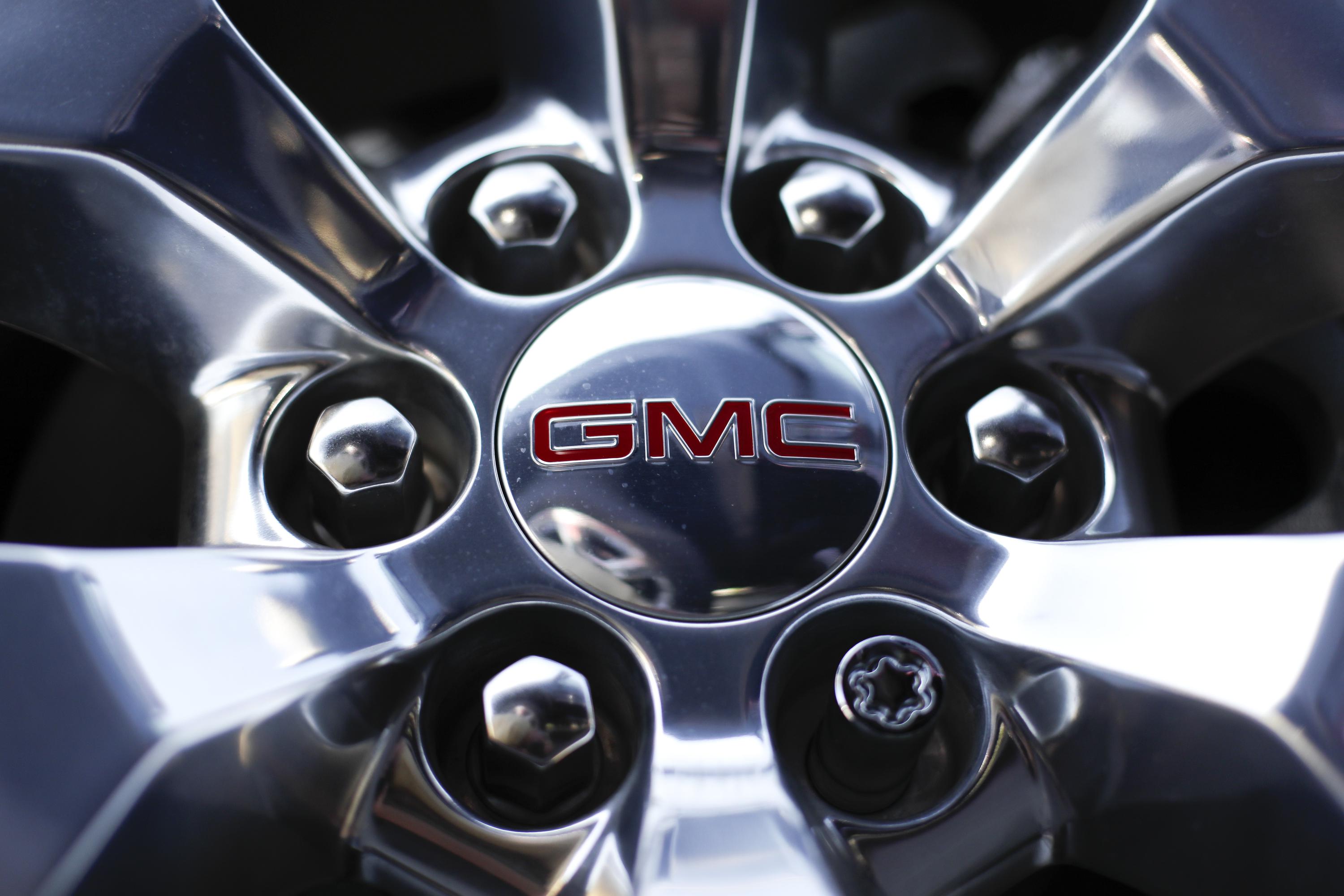 GM sets to double revenue, lead US in electric vehicle sales 1 GM sets to double revenue, lead US in electric vehicle sales