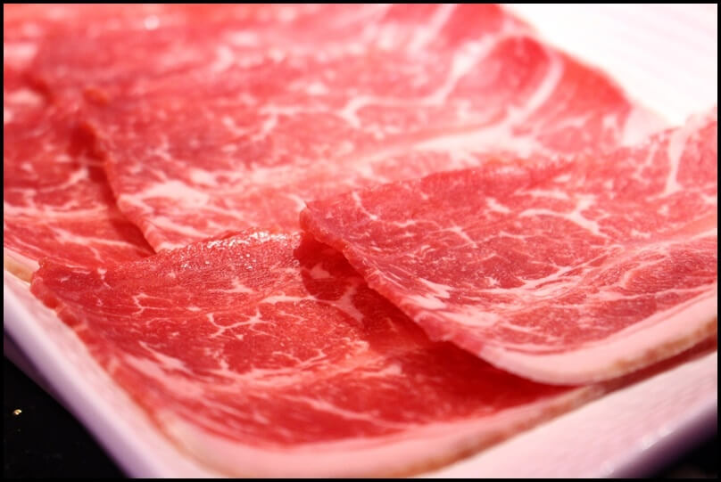 所謂的「自然牛」就是沒有瘦肉精等添加物,讓人格外安心