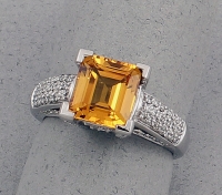 Michael Chang - Sapphire & Diamond Ring MC-15201-37