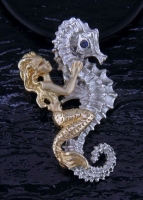 Steven Douglas - Mermaid Seahorse Necklace SGP120