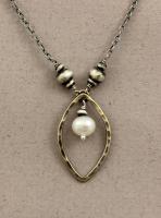 J & I - Sterling Silver with Freshwater Pearl Necklace - DPX314N