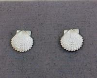 The Touch: Earrings Sterling Silver Small Textured Scallops S2-440