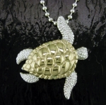 Steven Douglas - Sea Turtle Pendant (larger) SGP625