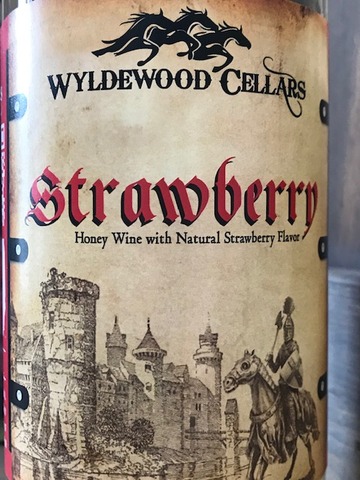 My Wild Strawberry Mead 2022 : r/mead