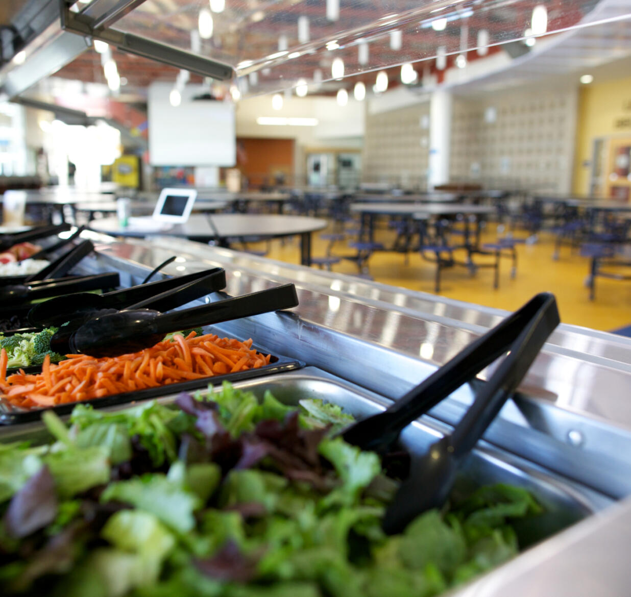 Creating a Successful Salad Bar Program