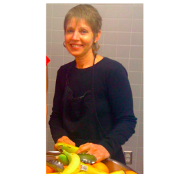 Lunchbox August Hero: Kathy Flynn, Teacher and “Organic Foodie!”