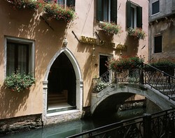 Venice Hotel