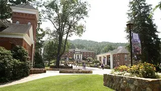 Young Harris College (YHC)  is a Private, 4 years school located in Young Harris, GA. 