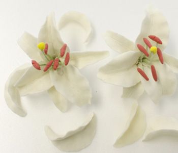 クレイフラワーユリ カサブランカの花の作り方レシピ デコリーナ