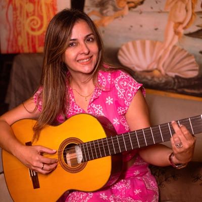 Raquel / Musician