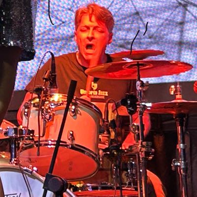 Andy / Musician