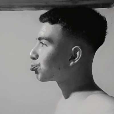 YOUNG / Musician