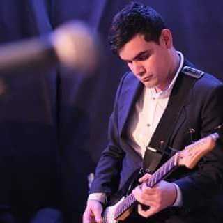 Marcelo / Musician