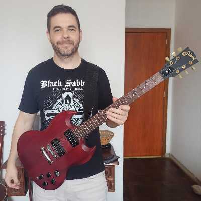 Daniel / Musician