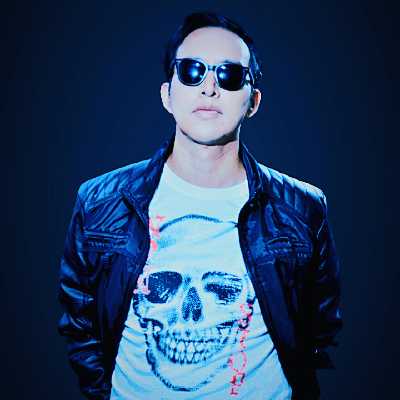 Ismael / Musician