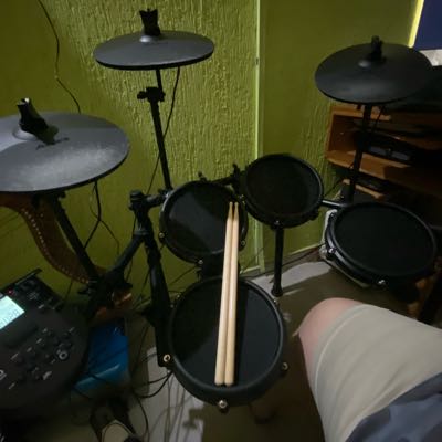 Emanuel / Musician