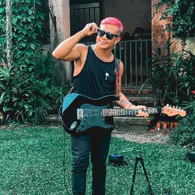 Vinícius / Musician