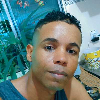 oliveiraoficial / Musician