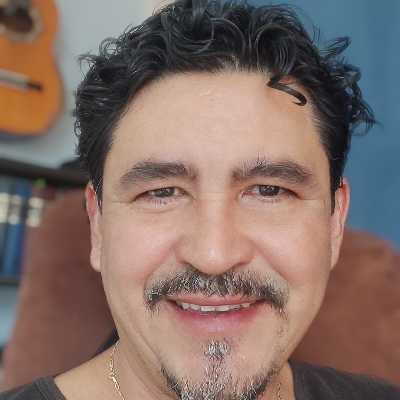 Francisco / Musician