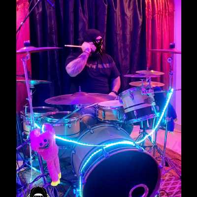 Freddy / Musician
