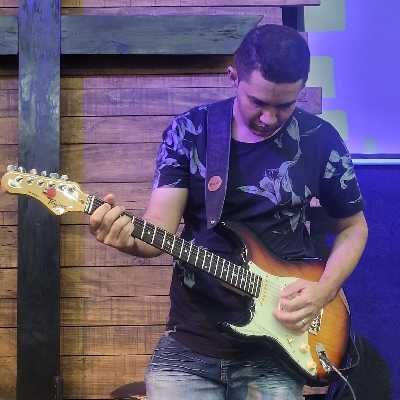 Marcelo / Musician