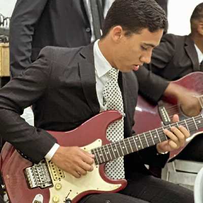 Gilmar / Musician