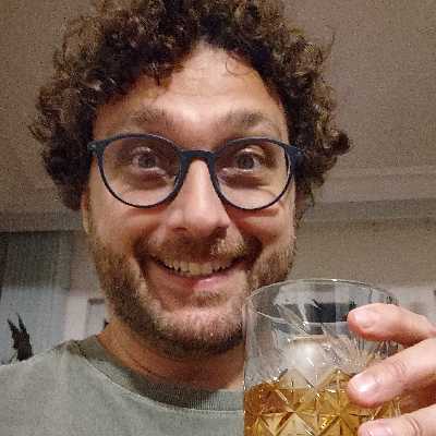 Raul / Musician