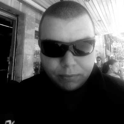 Gustavo / Musician
