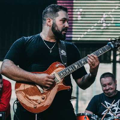 Carlos / Musician