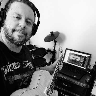 Andre / Musician