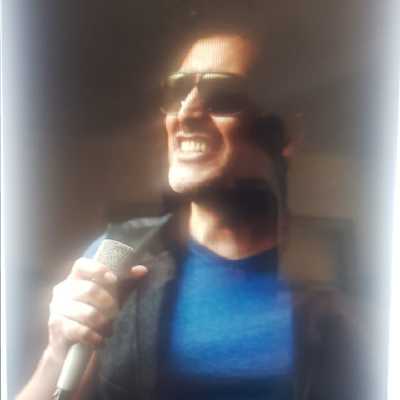 Julio / Musician