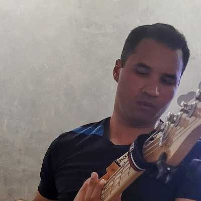 Daniel / Musician