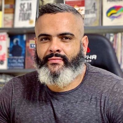 Paulo / Musician