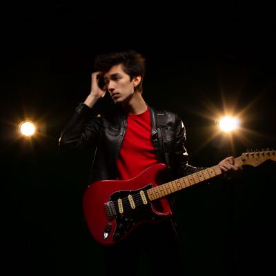 Kevin / Musician