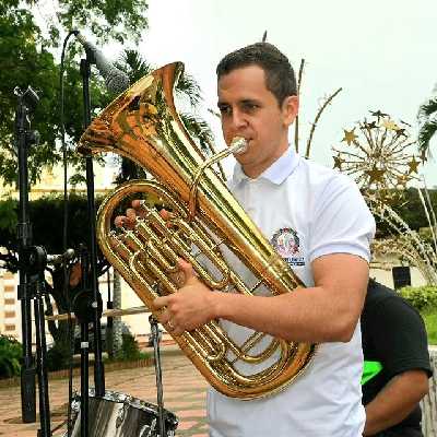 Shalex / Musician