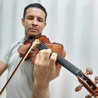 Antonio / Musician