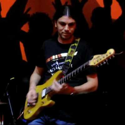 Adriano / Musician