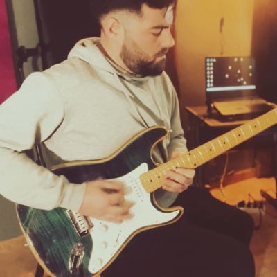 Ales / Musician