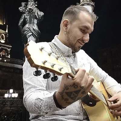 Christopher / Musician