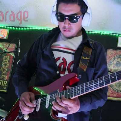 Manu / Musician