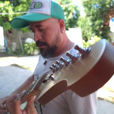 Faca / Musician