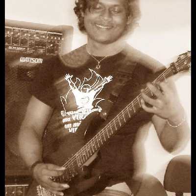 Cesar / Musician