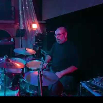 Gustavo / Musician