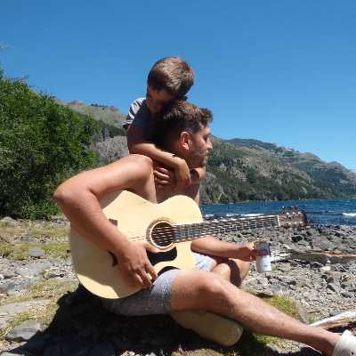 Maxi / Musician