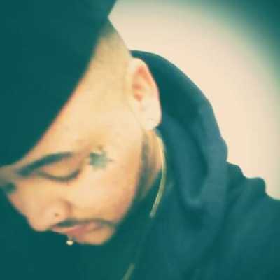 signature / Musician
